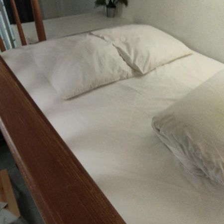 Le Marais Charm -Bright Studio With Elevated Sleeping Quarters Apartamento Paris Exterior foto
